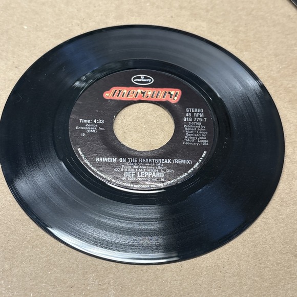 Def Leppard Bringin' On The Heartache/ Me & My Wine Remixes US 7" Vinyl 45 - Picture 6 of 7